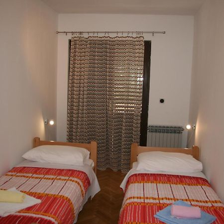 Apartments Karabaic Krk Krk Town Szoba fotó