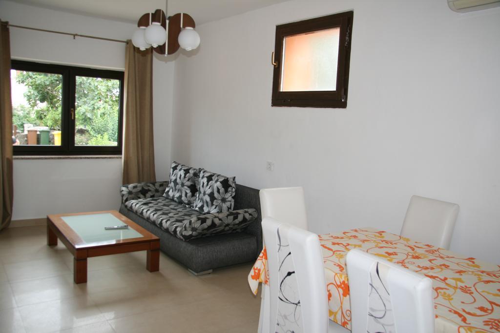 Apartments Karabaic Krk Krk Town Kültér fotó