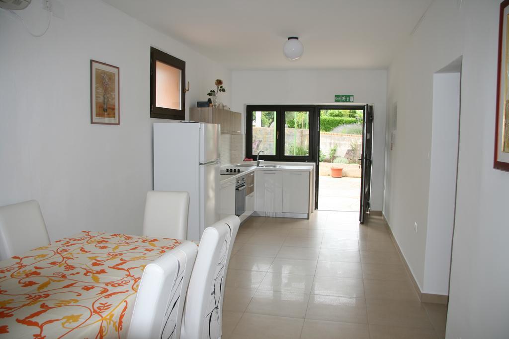 Apartments Karabaic Krk Krk Town Kültér fotó