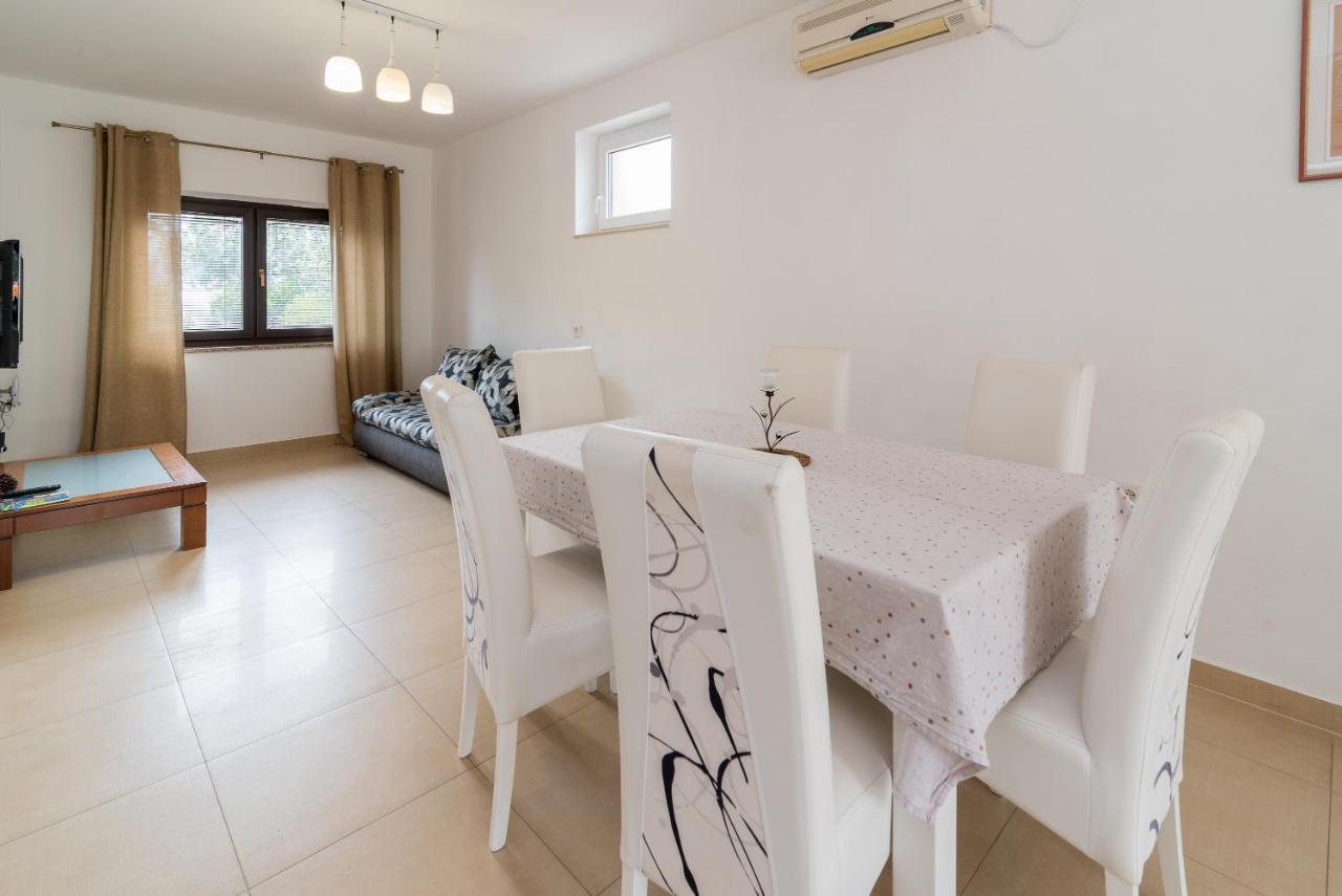 Apartments Karabaic Krk Krk Town Kültér fotó